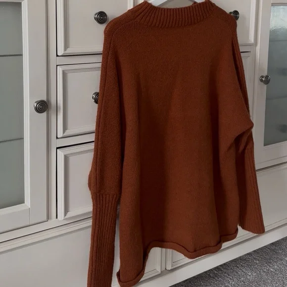 Cozy Rust Sweater - Picture 4 of 5